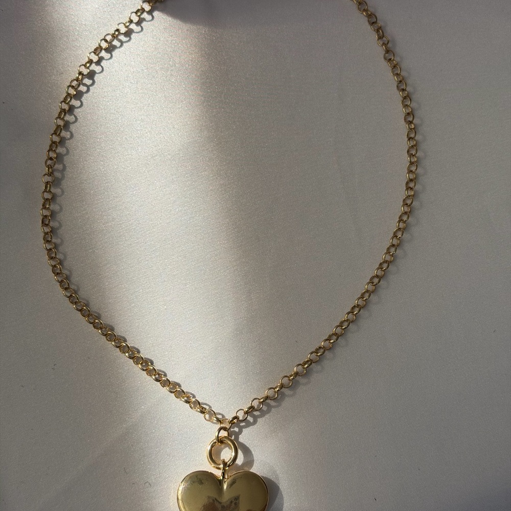BaubleBar Gold Heart Pendant Necklace